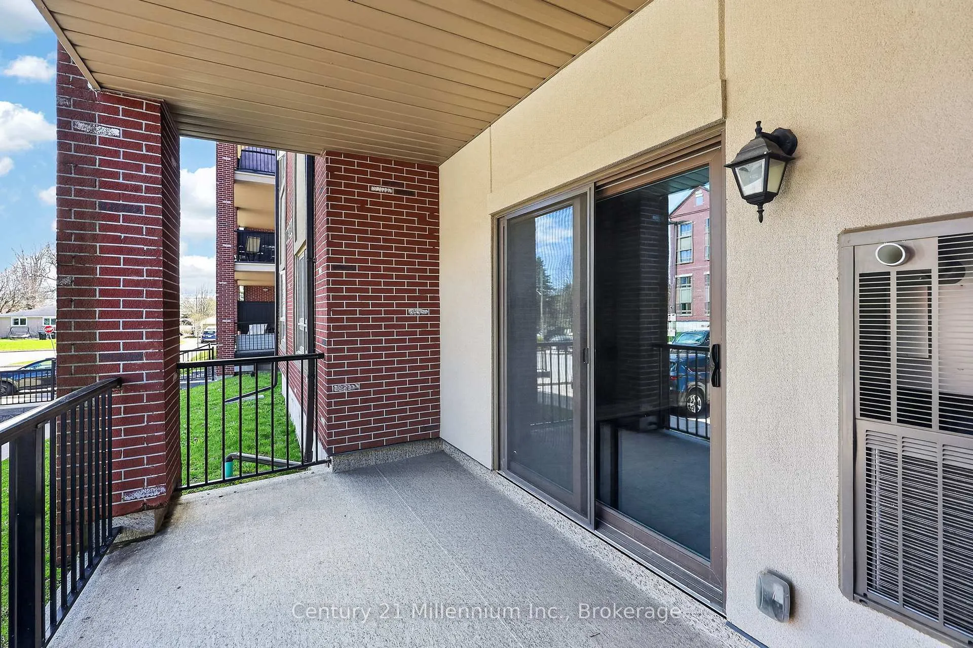 Photo 30 of Unit 109, 157 Wellington Street E, New Tecumseth, Alliston — HOMEH