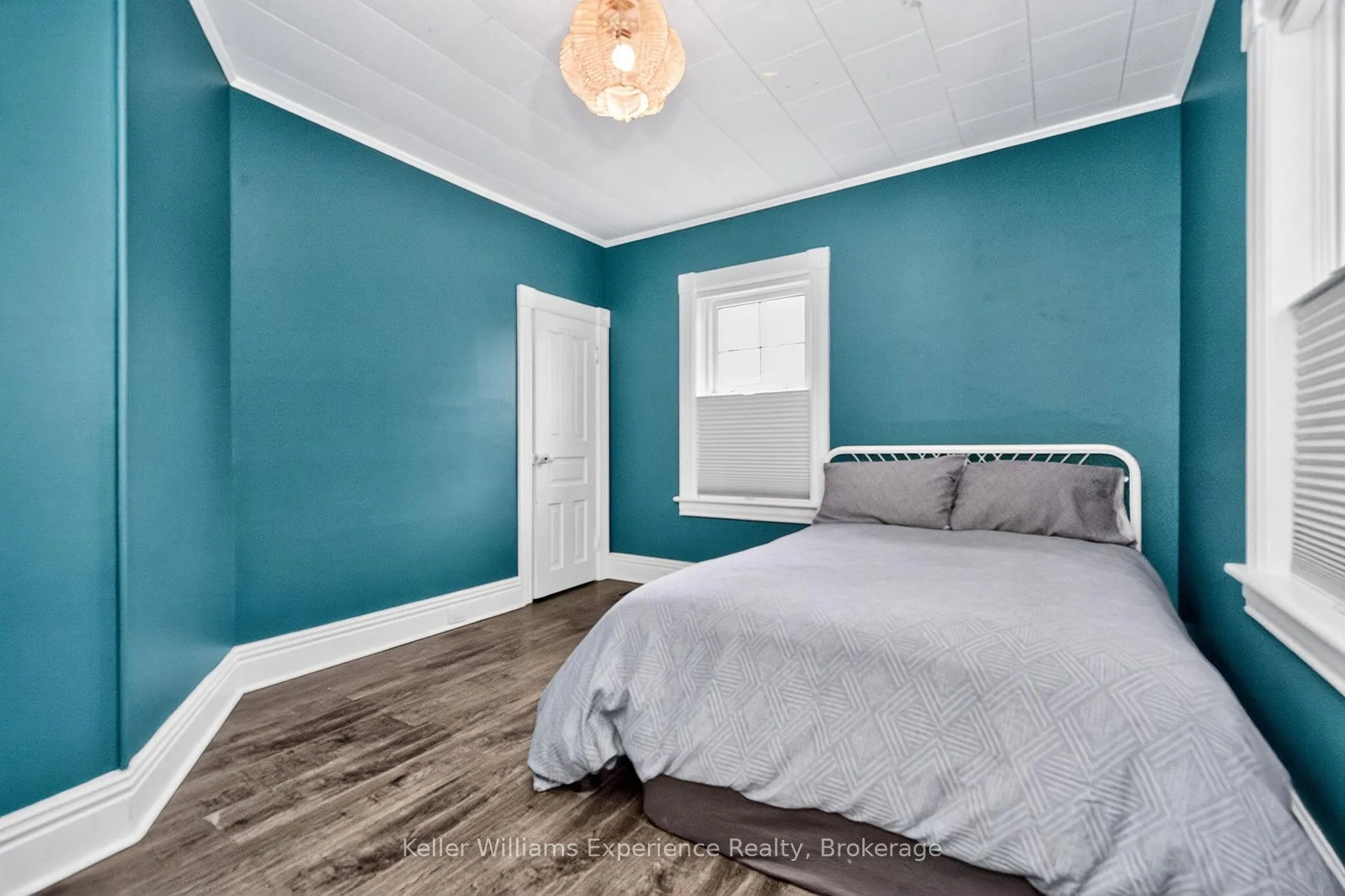 Photo 14 of 166 Sixth Street, Midland — HOMEH