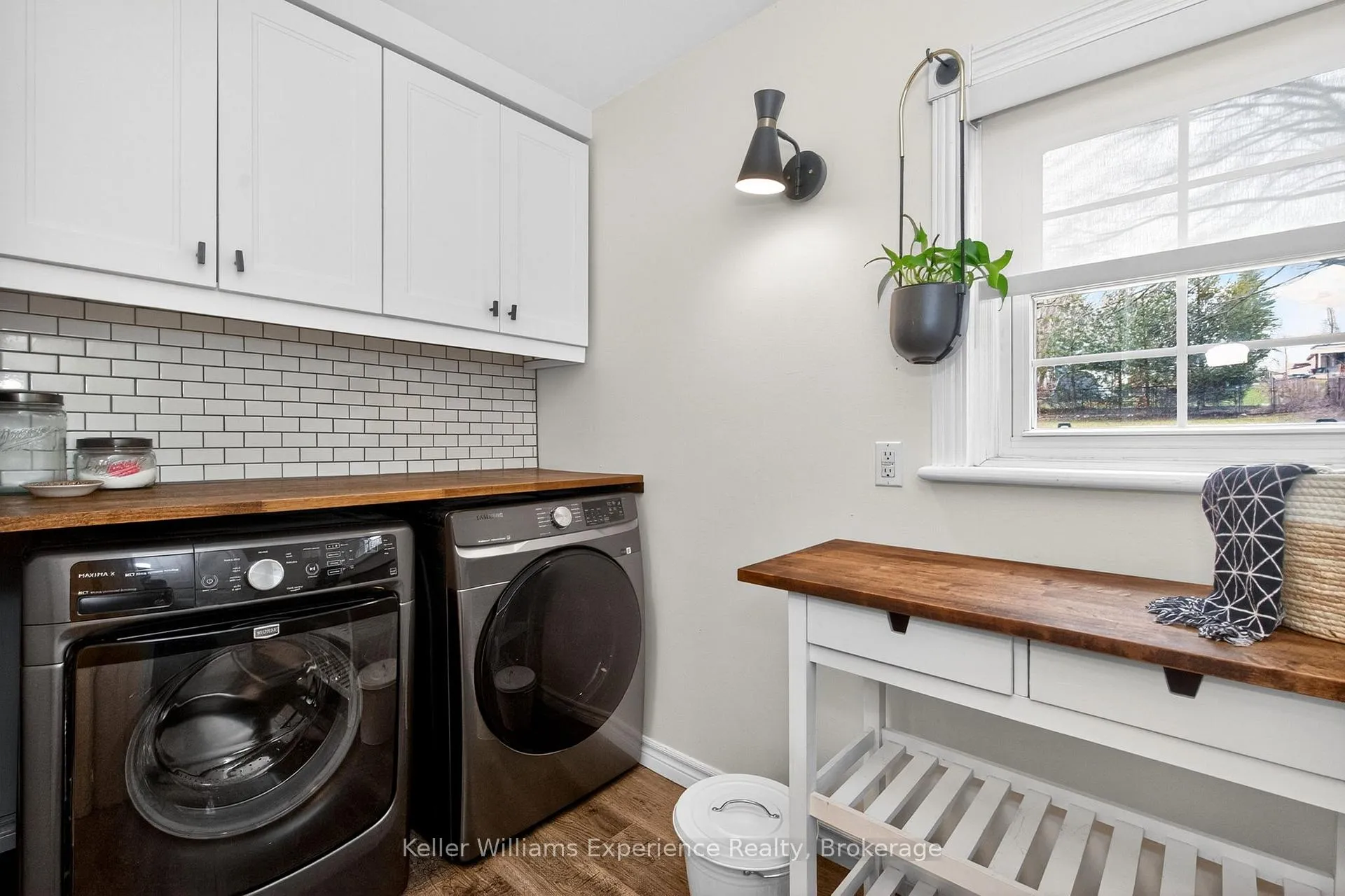Photo 17 of 166 Sixth Street, Midland — HOMEH
