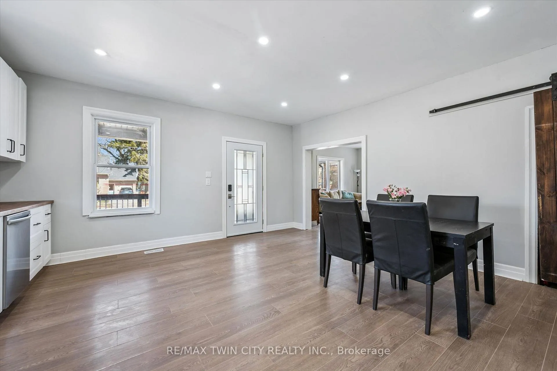 Photo 6 of 580 Main Street E, North Perth, Listowel — HOMEH