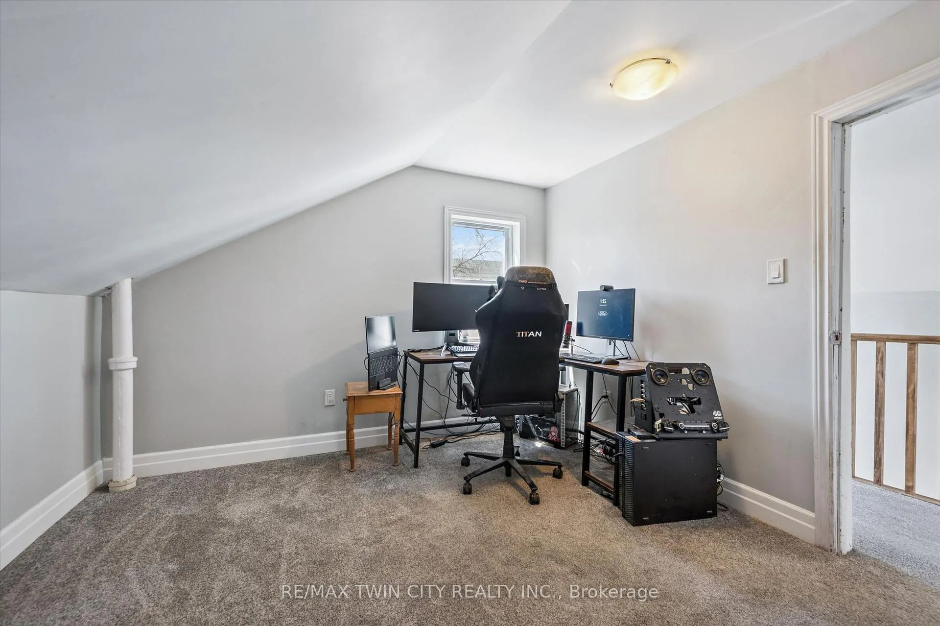 Photo 25 of 580 Main Street E, North Perth, Listowel — HOMEH