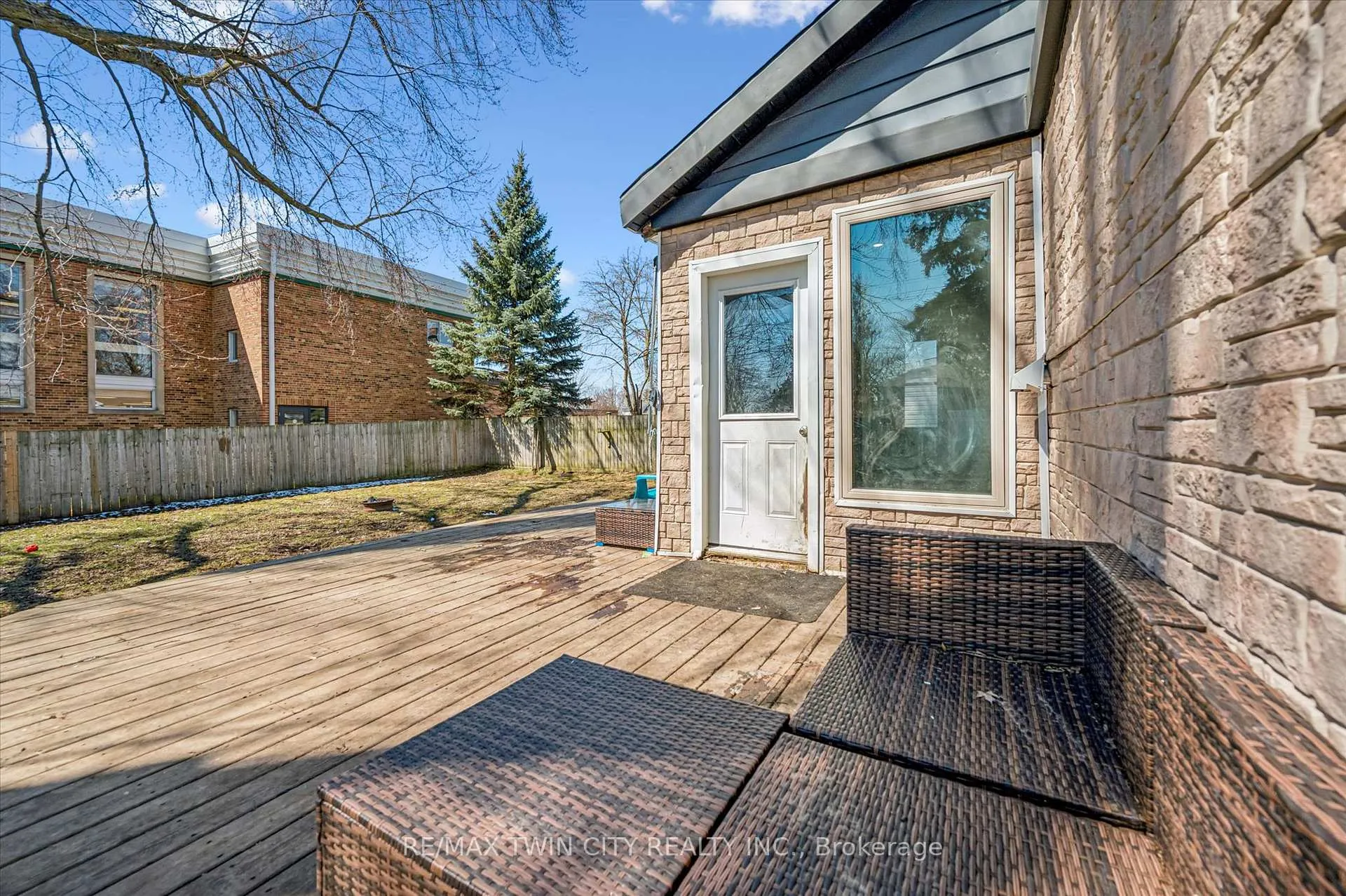 Photo 32 of 580 Main Street E, North Perth, Listowel — HOMEH