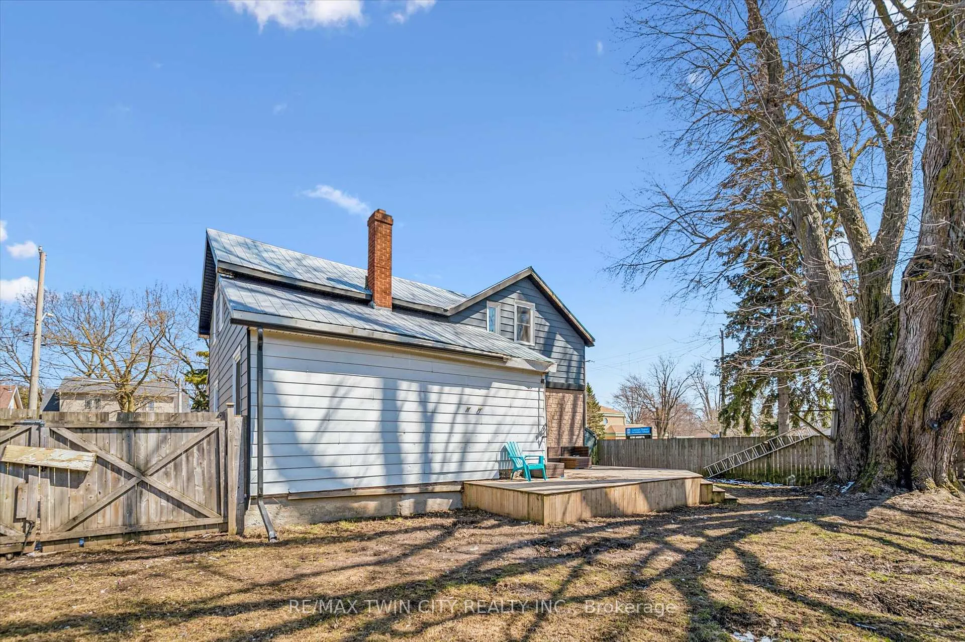 Photo 36 of 580 Main Street E, North Perth, Listowel — HOMEH