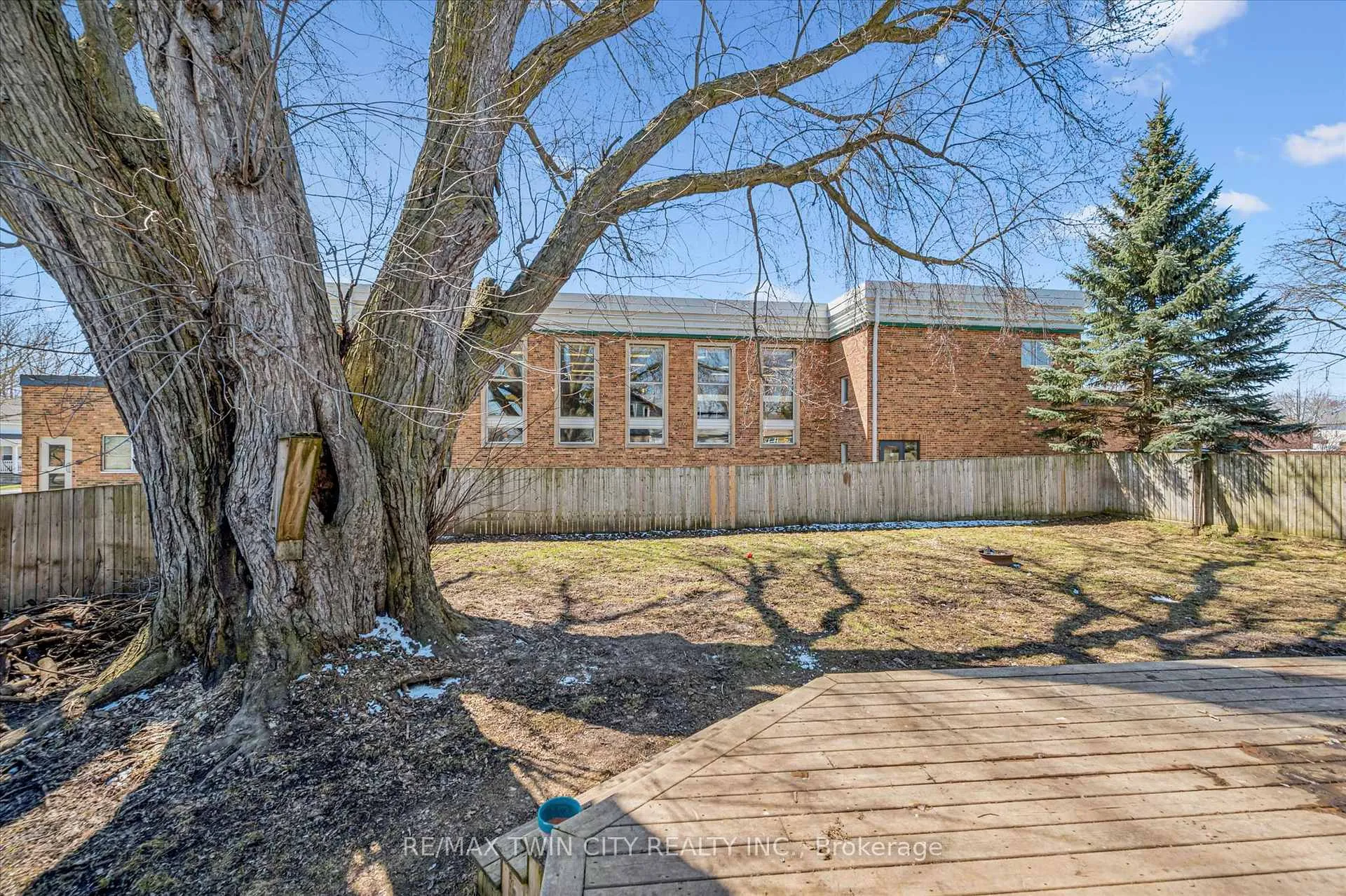 Photo 38 of 580 Main Street E, North Perth, Listowel — HOMEH