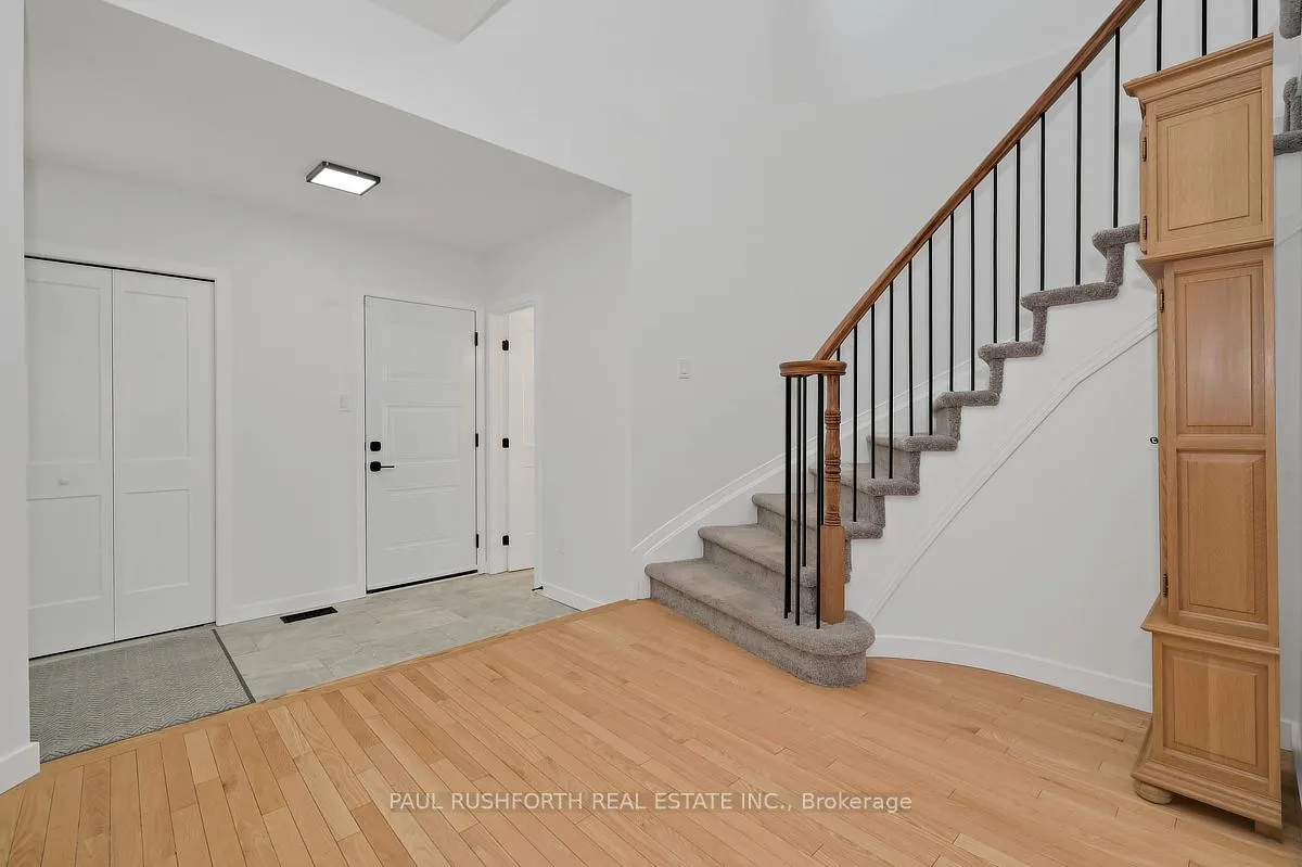 Photo 4 of 338 Kinghorn Crescent, Ottawa, Kanata - Morgan's Grant/South March — HOMEH