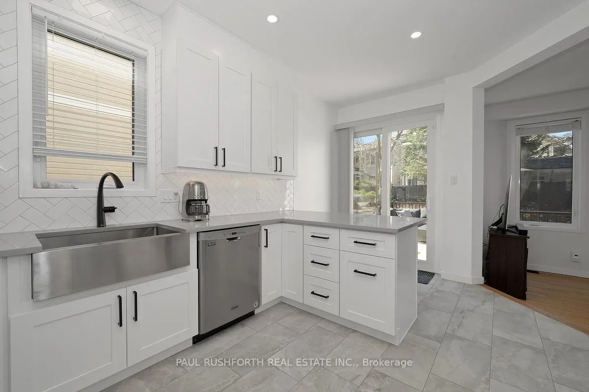 Photo 7 of 338 Kinghorn Crescent, Ottawa, Kanata - Morgan's Grant/South March — HOMEH