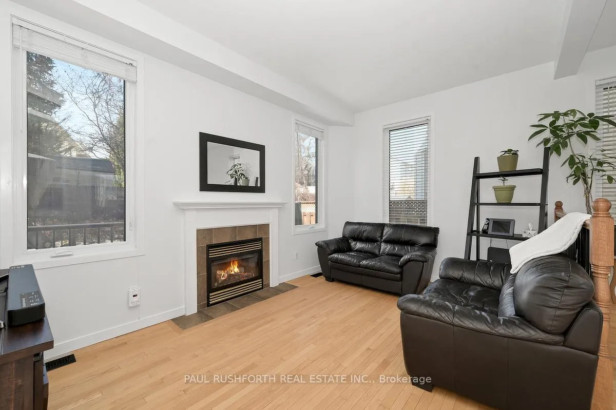 Photo 11 of 338 Kinghorn Crescent, Ottawa, Kanata - Morgan's Grant/South March — HOMEH