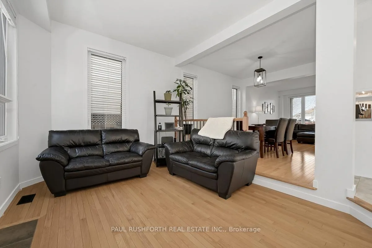 Photo 13 of 338 Kinghorn Crescent, Ottawa, Kanata - Morgan's Grant/South March — HOMEH