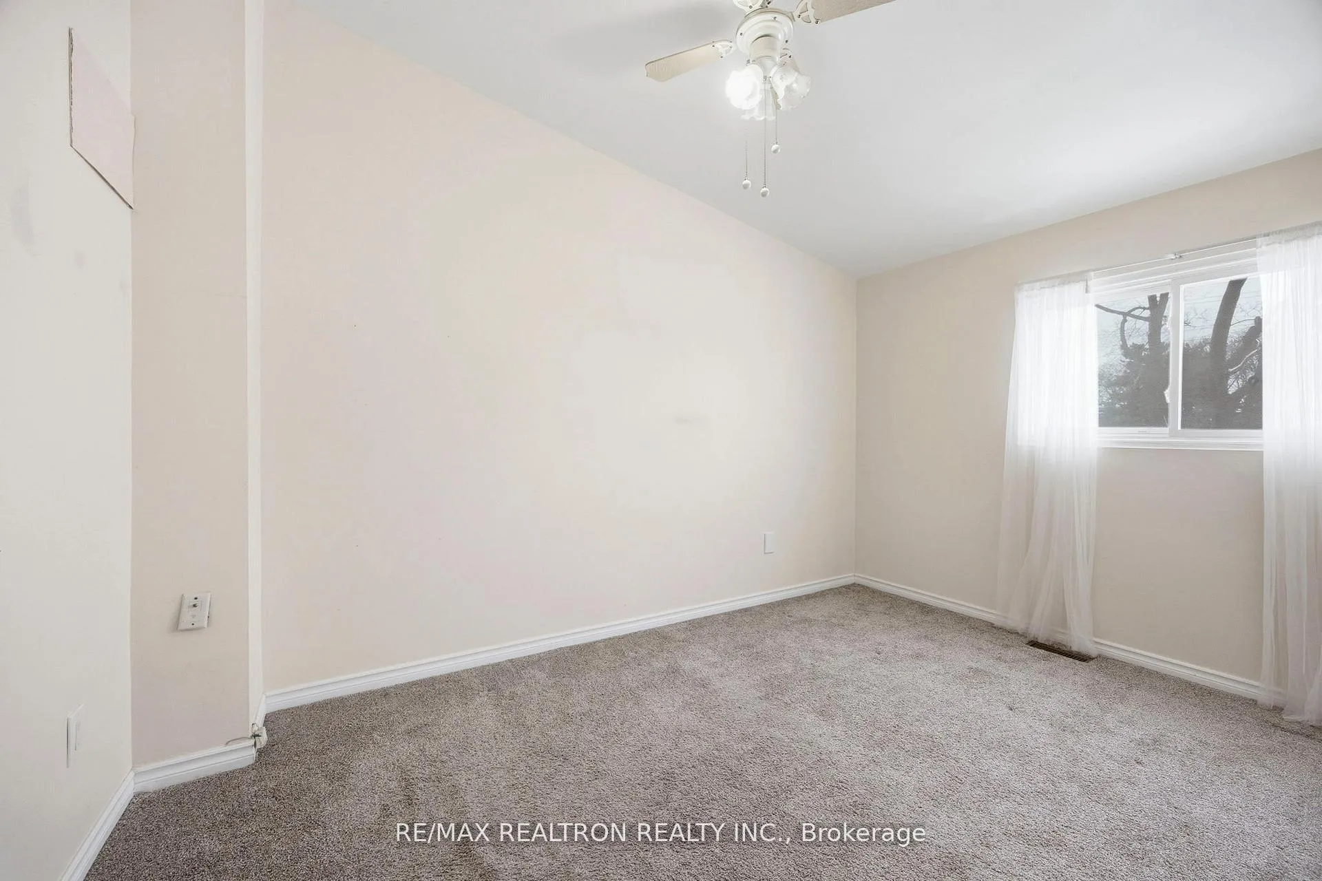 Photo 24 of Unit 24, 1673 Albion Road, Etobicoke, West Humber-Clairville — HOMEH