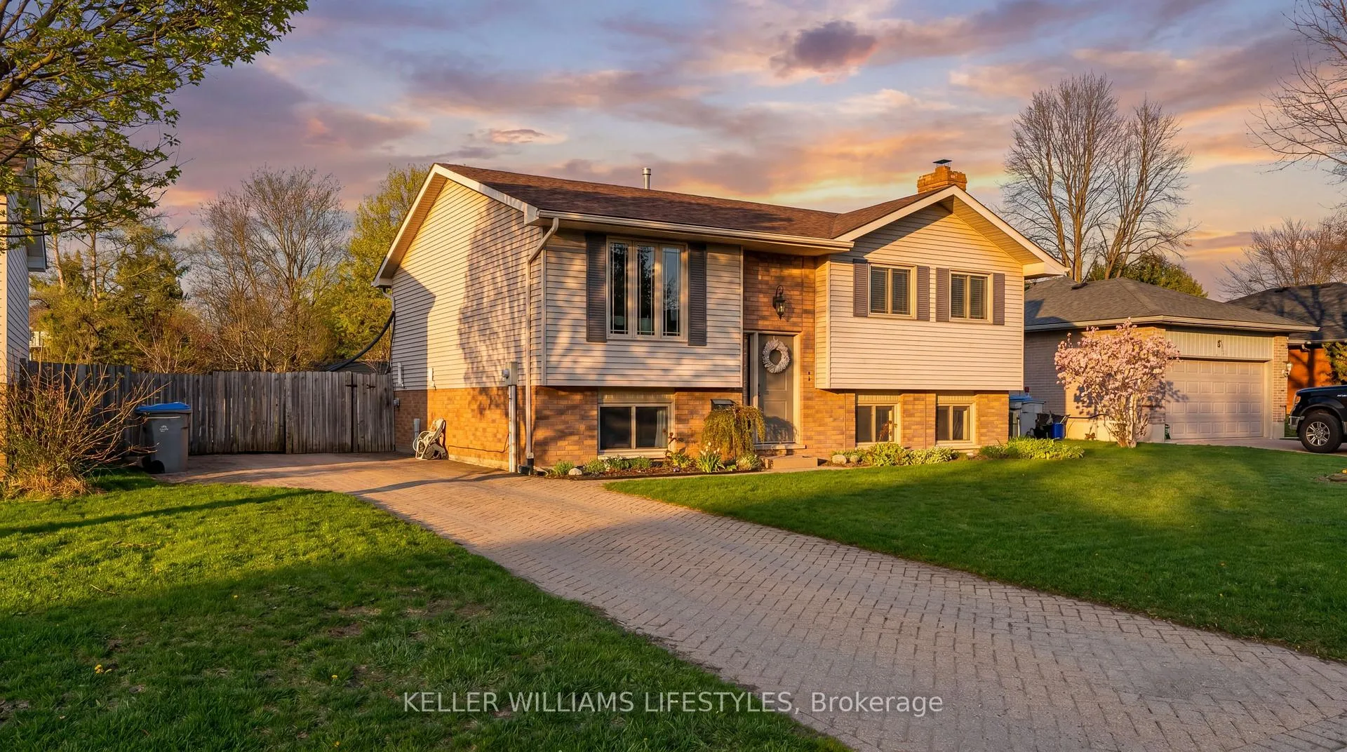 Photo 1 of 7 Pearson Avenue, Strathroy-Caradoc, SW — HOMEH