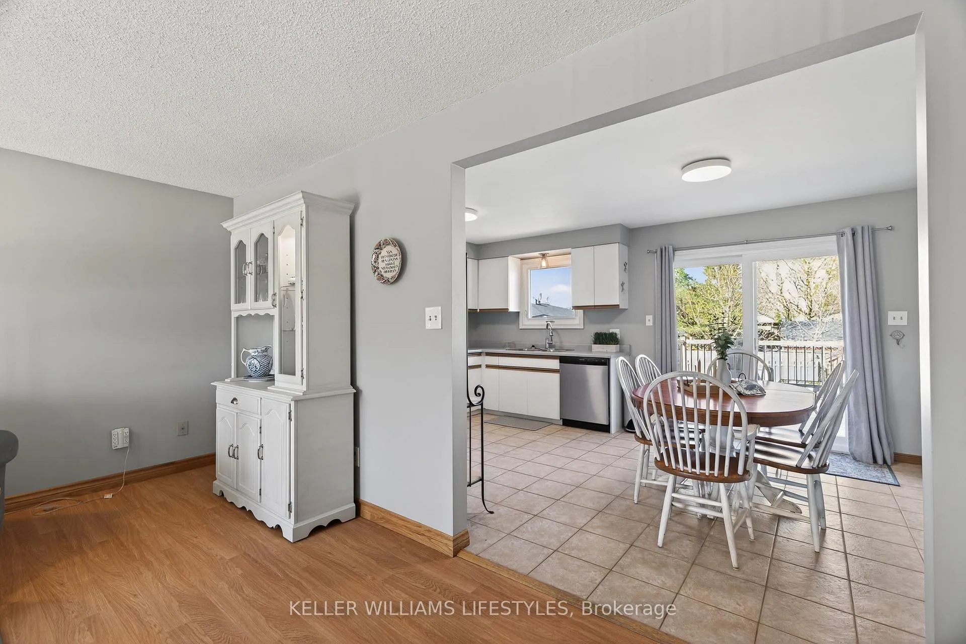 Photo 9 of 7 Pearson Avenue, Strathroy-Caradoc, SW — HOMEH