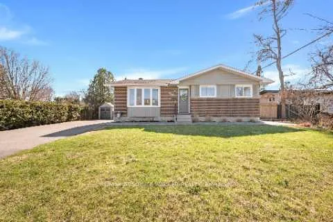 Photo 1 of 2052 Valley Drive, Ottawa, Elmvale Acres/Urbandale — HOMEH