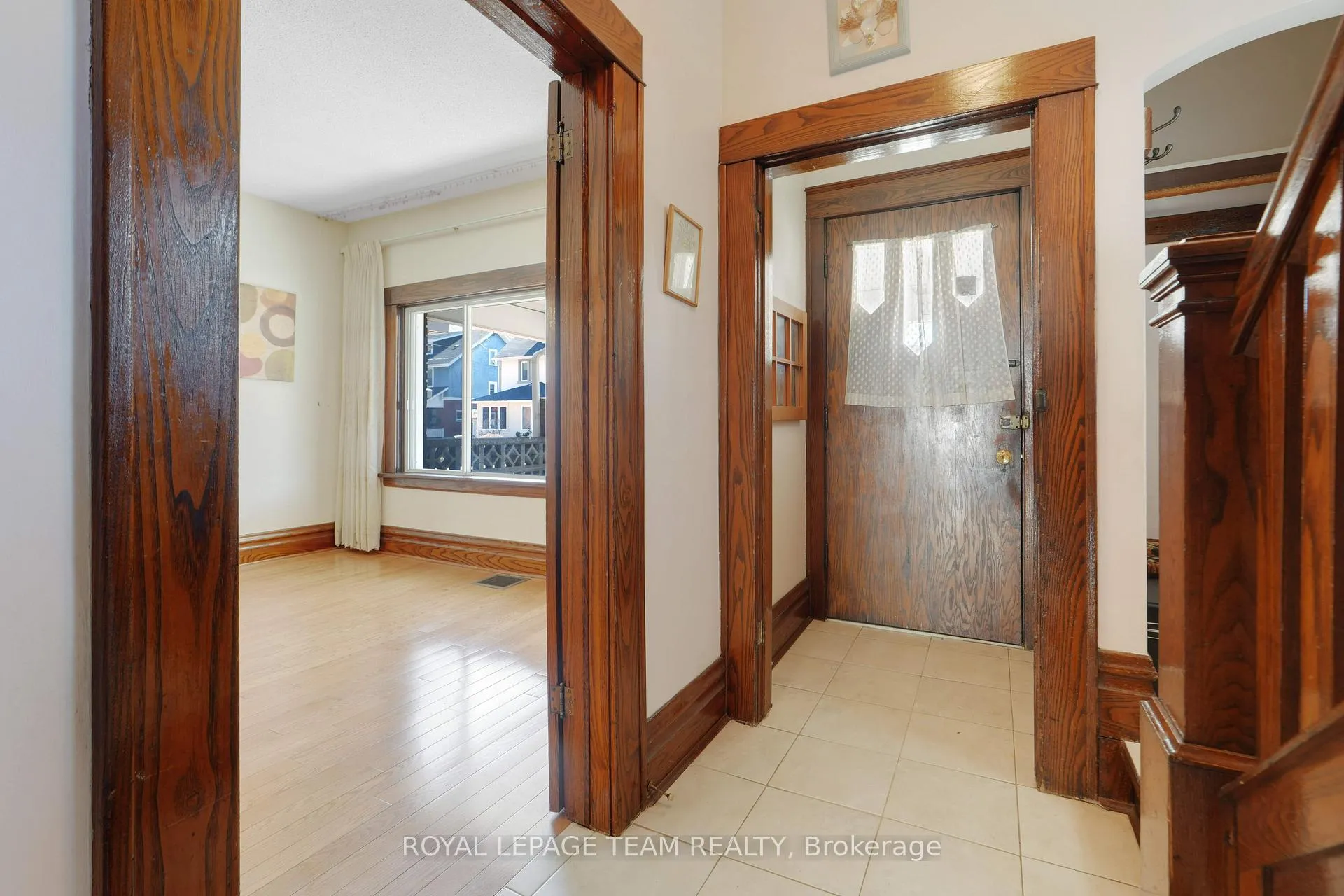 Photo 5 of 85 Grove Avenue, Ottawa, Old Ottawa South — HOMEH