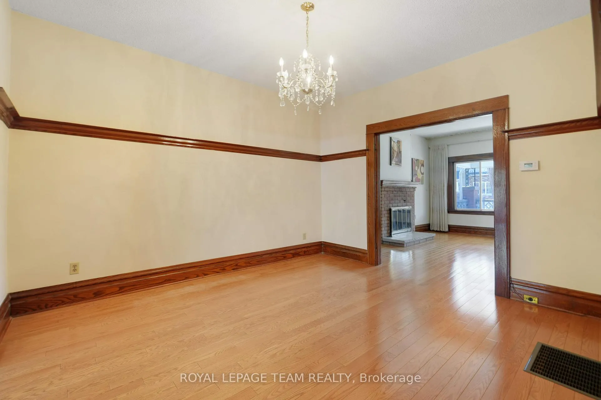 Photo 10 of 85 Grove Avenue, Ottawa, Old Ottawa South — HOMEH