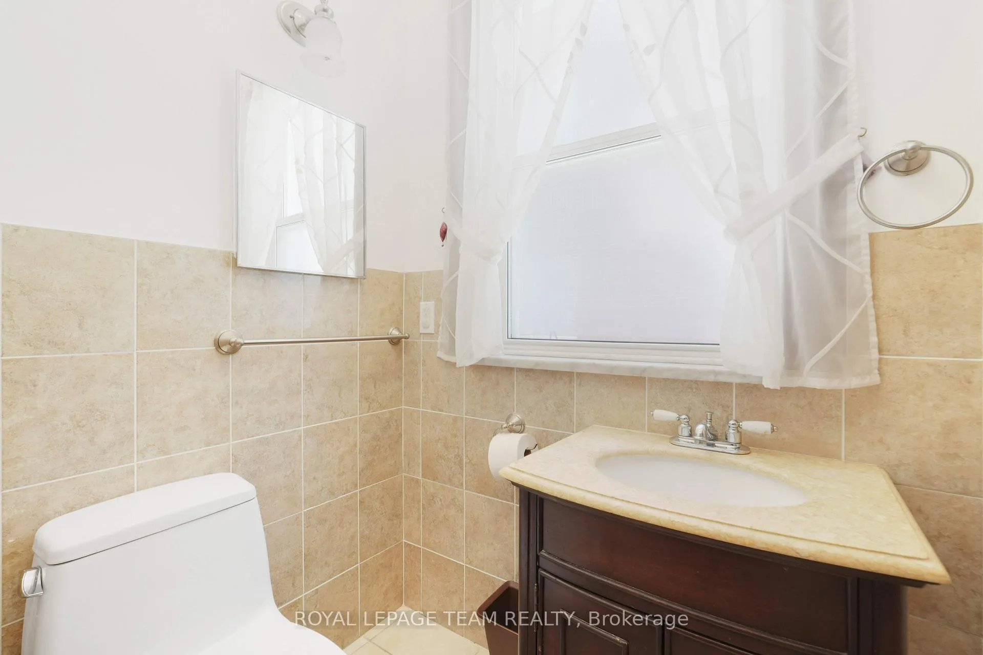 Photo 17 of 85 Grove Avenue, Ottawa, Old Ottawa South — HOMEH
