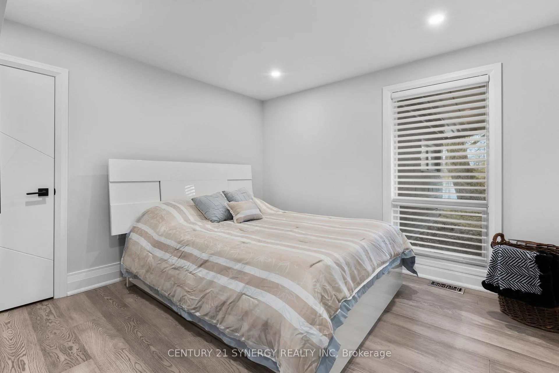 Photo 23 of 2318/2316 Summerside Drive, Ottawa, Manotick East to Manotick Station — HOMEH