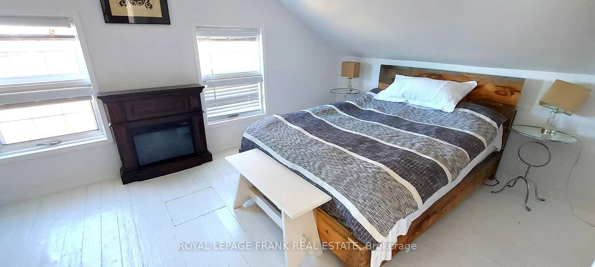 Photo 20 of 83 Store Street, Tweed, Elzevir (Twp) — HOMEH