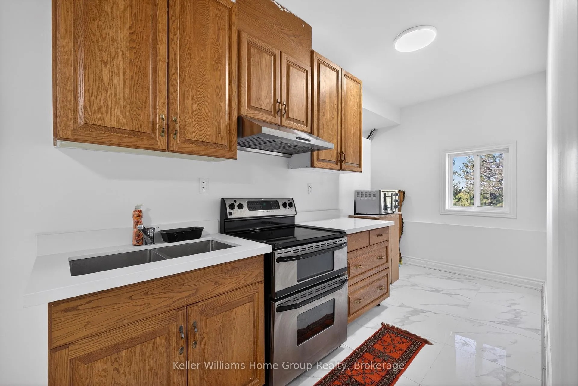 Photo 11 of Unit A, 23 Fox Run Drive, Puslinch, Rural Puslinch East — HOMEH