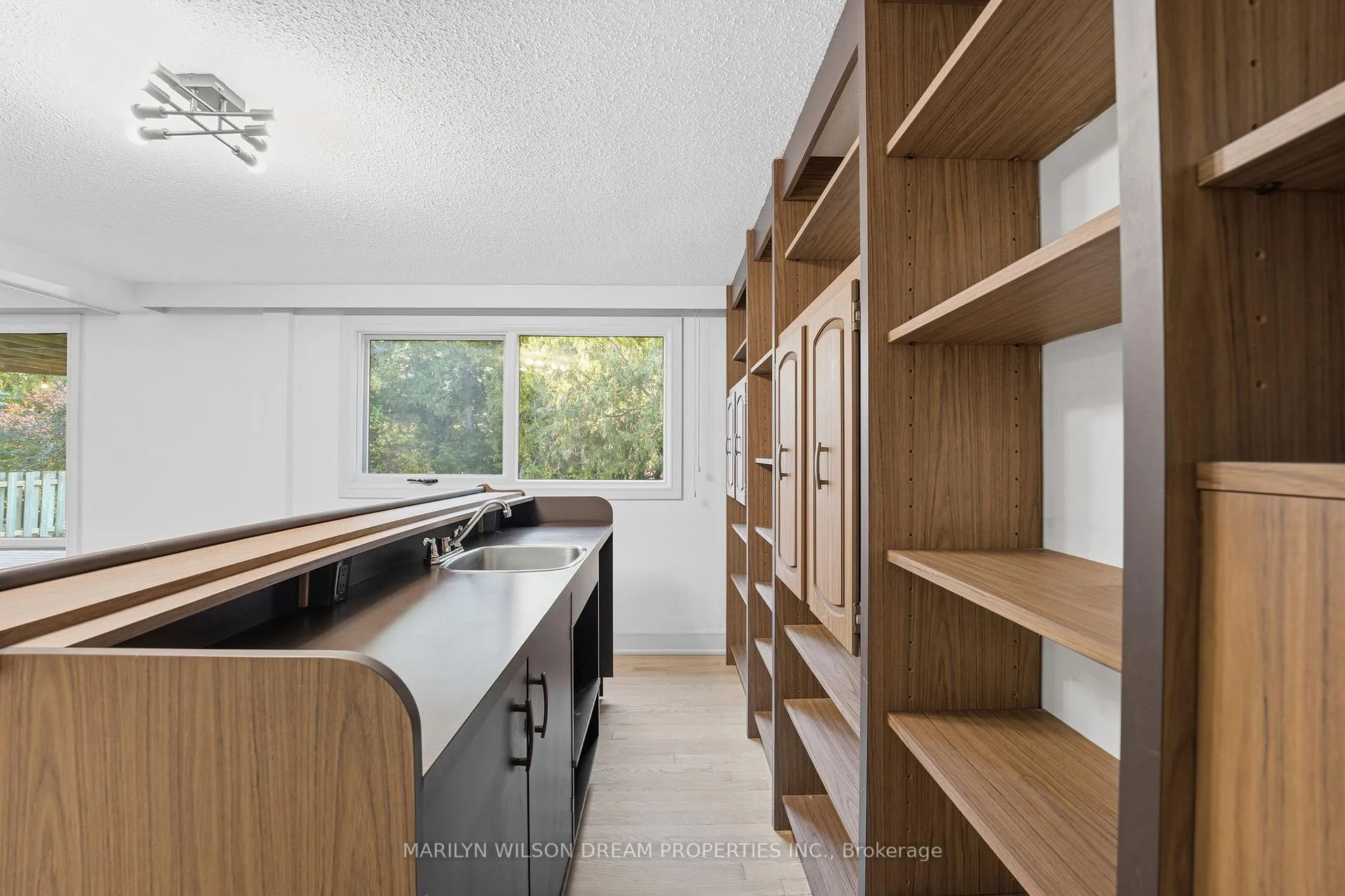 Photo 34 of 33 Commanche Drive, Ottawa, City View/Skyline/Fisher Heights/Parkwood Hills — HOMEH