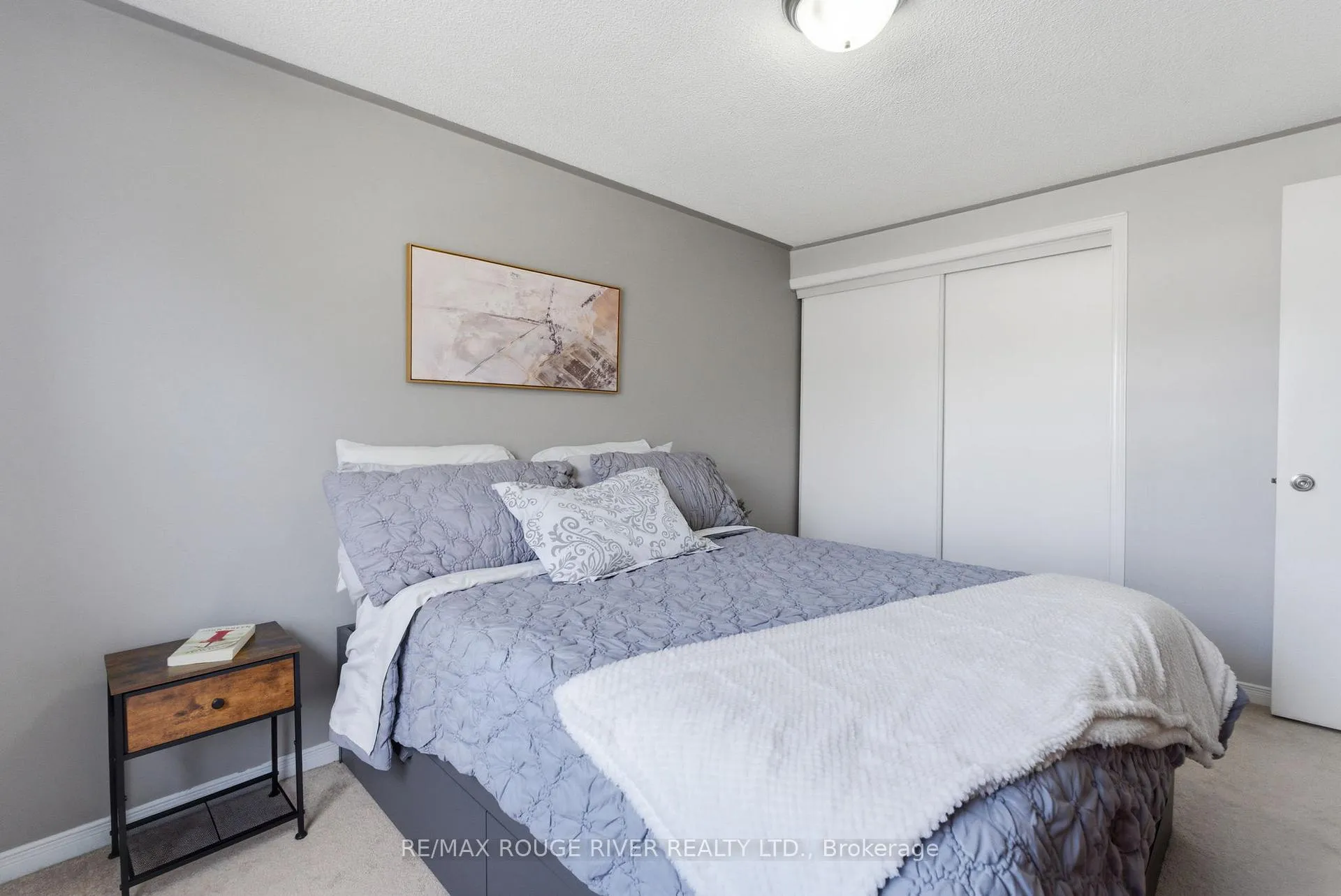Photo 19 of 17 Elford Drive, Clarington, Bowmanville — HOMEH
