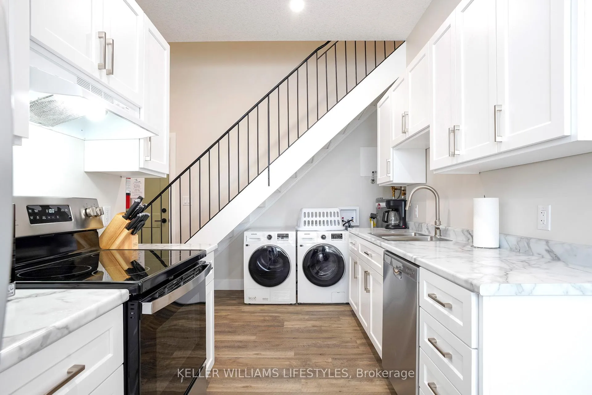 Photo 14 of Unit 4, 537 Talbot Street, St. Thomas — HOMEH