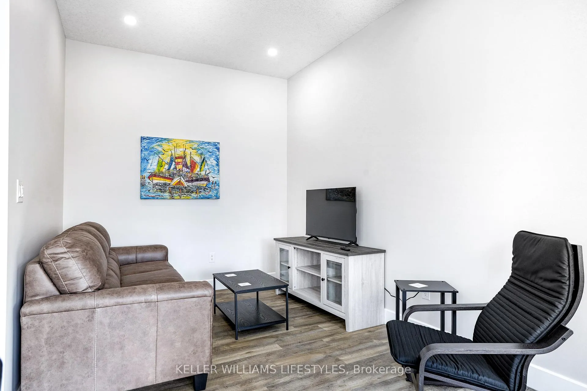 Photo 21 of Unit 4, 537 Talbot Street, St. Thomas — HOMEH