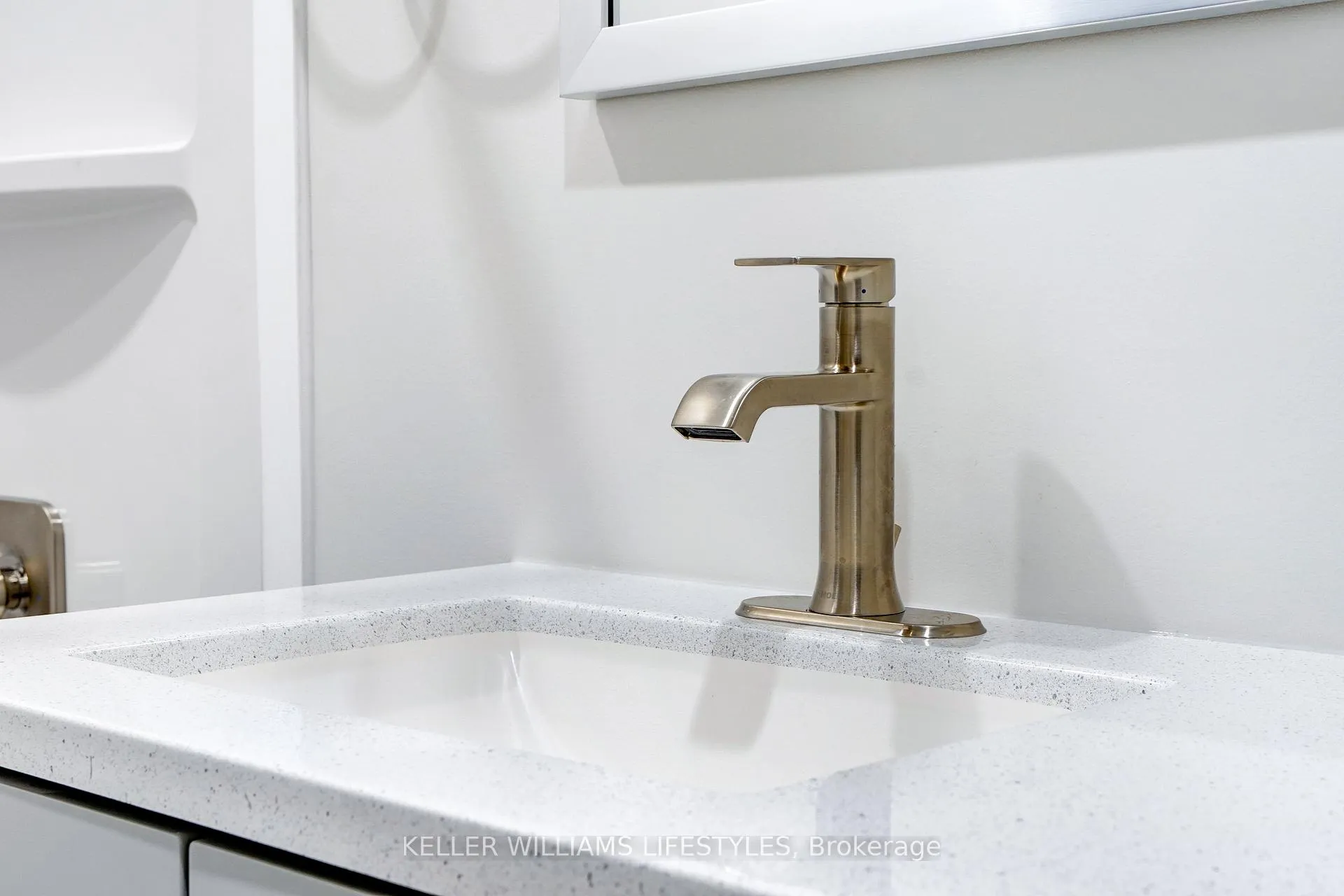 Photo 29 of Unit 4, 537 Talbot Street, St. Thomas — HOMEH
