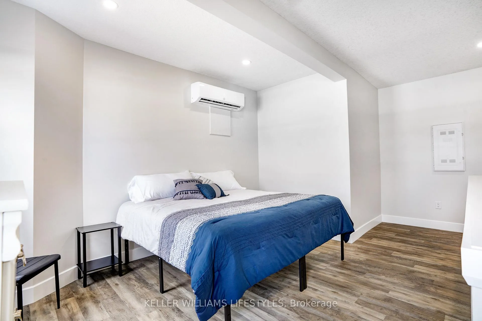 Photo 22 of Unit 10, 537 Talbot Street, St. Thomas — HOMEH