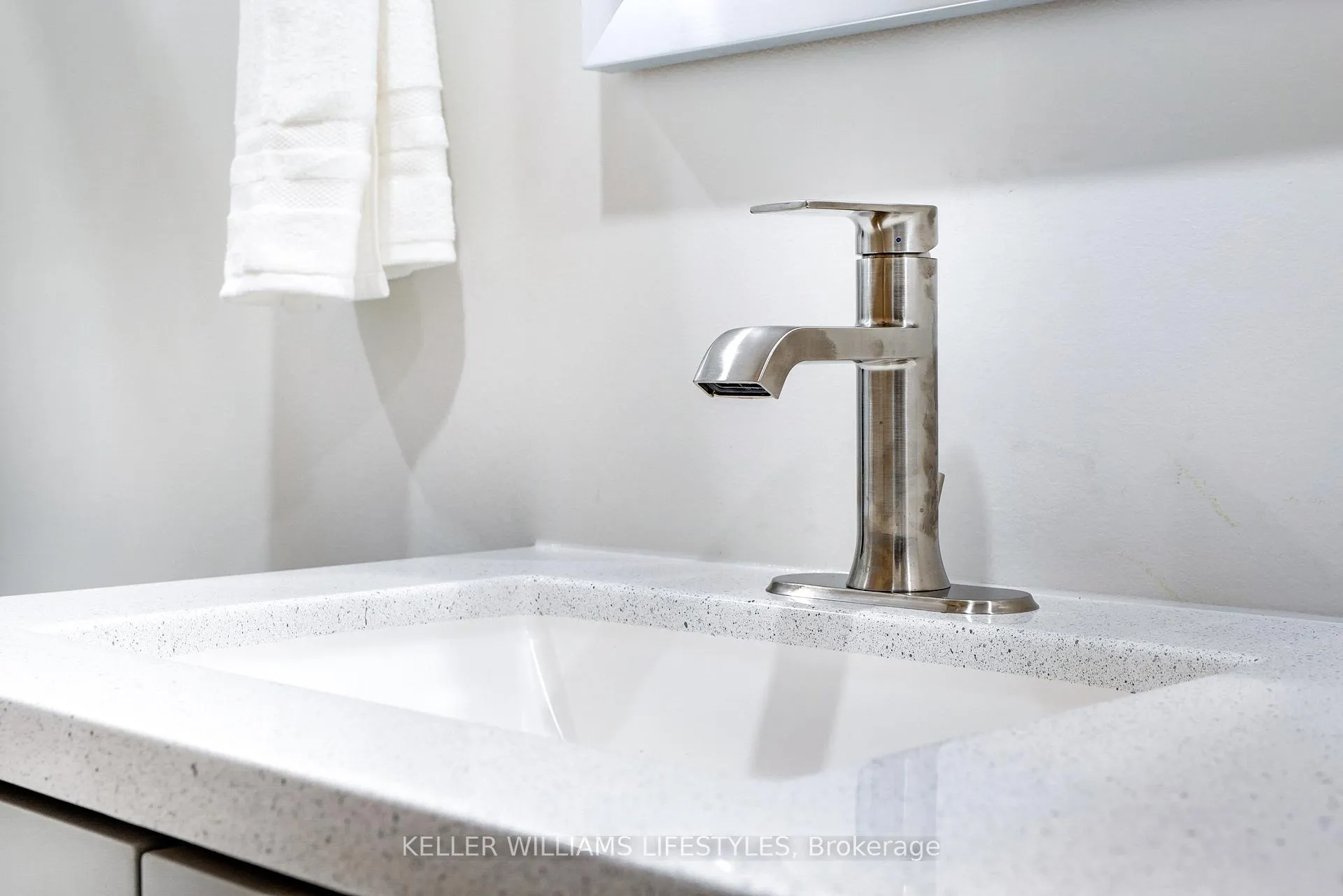 Photo 26 of Unit 10, 537 Talbot Street, St. Thomas — HOMEH