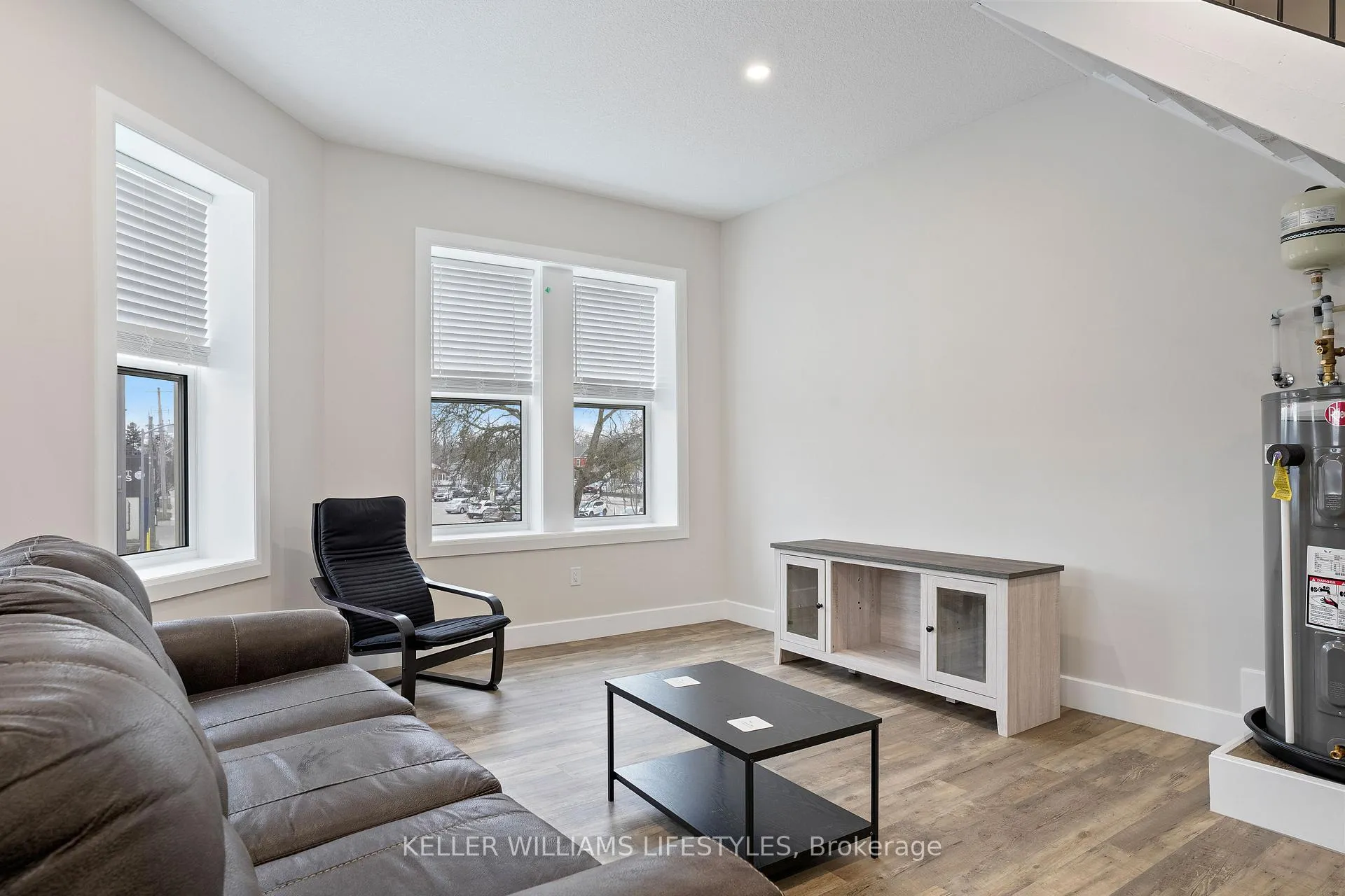 Photo 16 of Unit 5, 537 Talbot Street, St. Thomas — HOMEH
