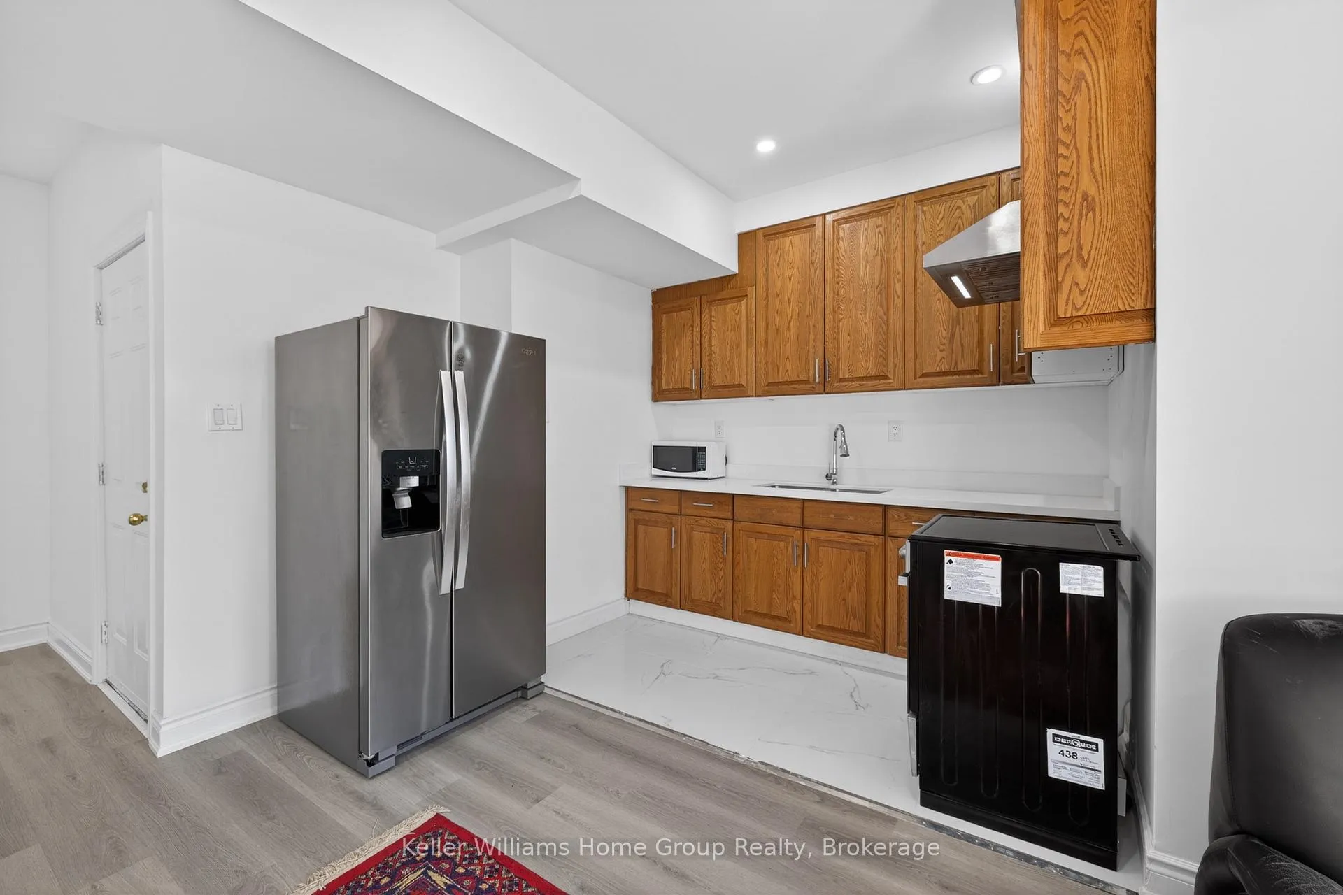 Photo 13 of Unit B, 23 Fox Run Drive, Puslinch, Rural Puslinch East — HOMEH