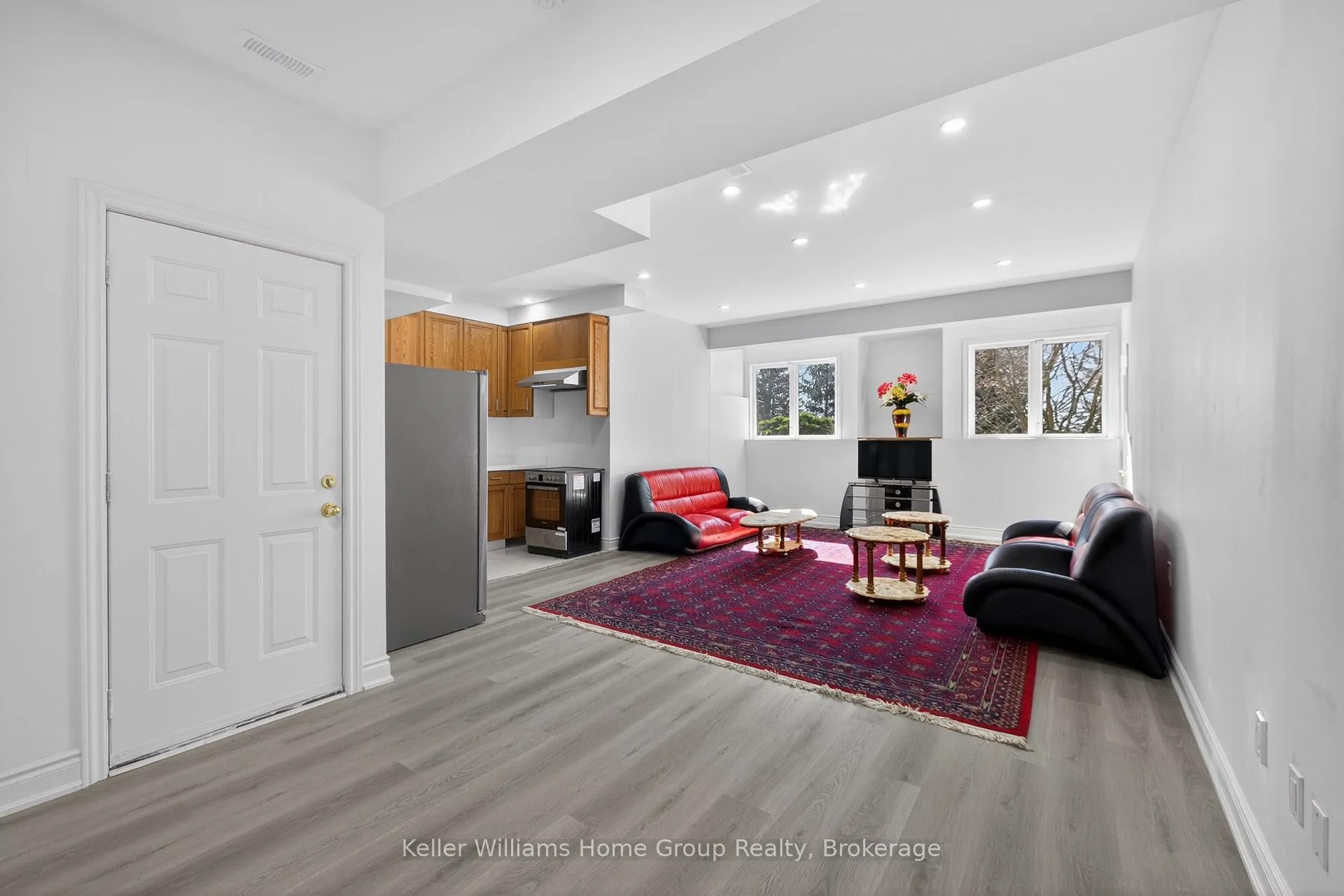 Photo 16 of Unit B, 23 Fox Run Drive, Puslinch, Rural Puslinch East — HOMEH