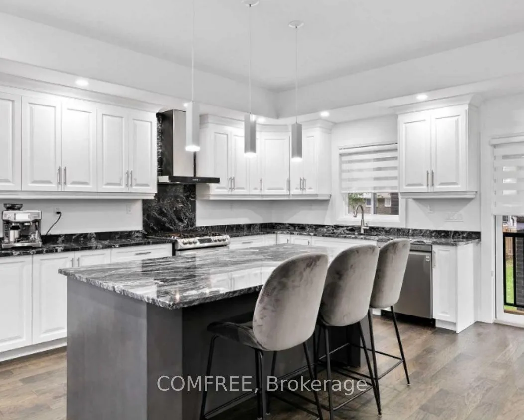 Photo 9 of 2927 Clemenceau Boulevard, Windsor — HOMEH