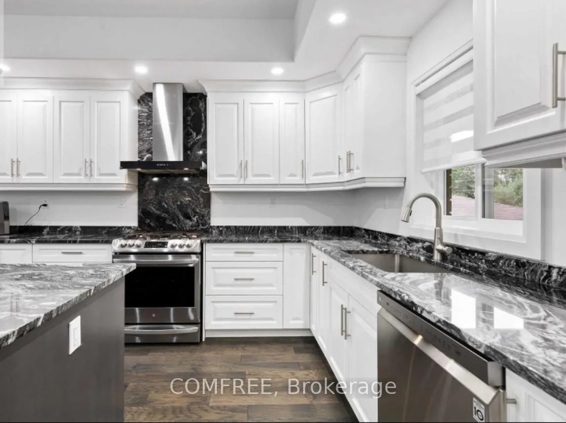 Photo 11 of 2927 Clemenceau Boulevard, Windsor — HOMEH