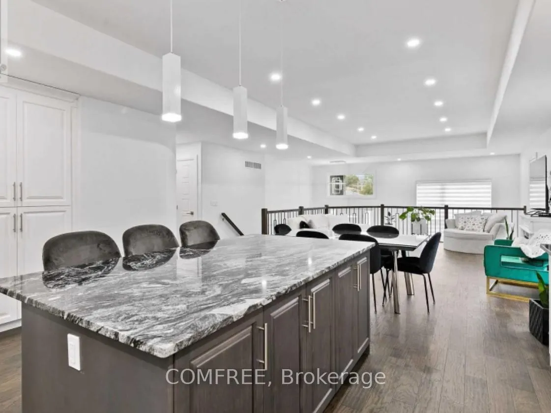 Photo 13 of 2927 Clemenceau Boulevard, Windsor — HOMEH