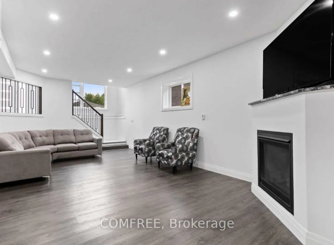 Photo 18 of 2927 Clemenceau Boulevard, Windsor — HOMEH