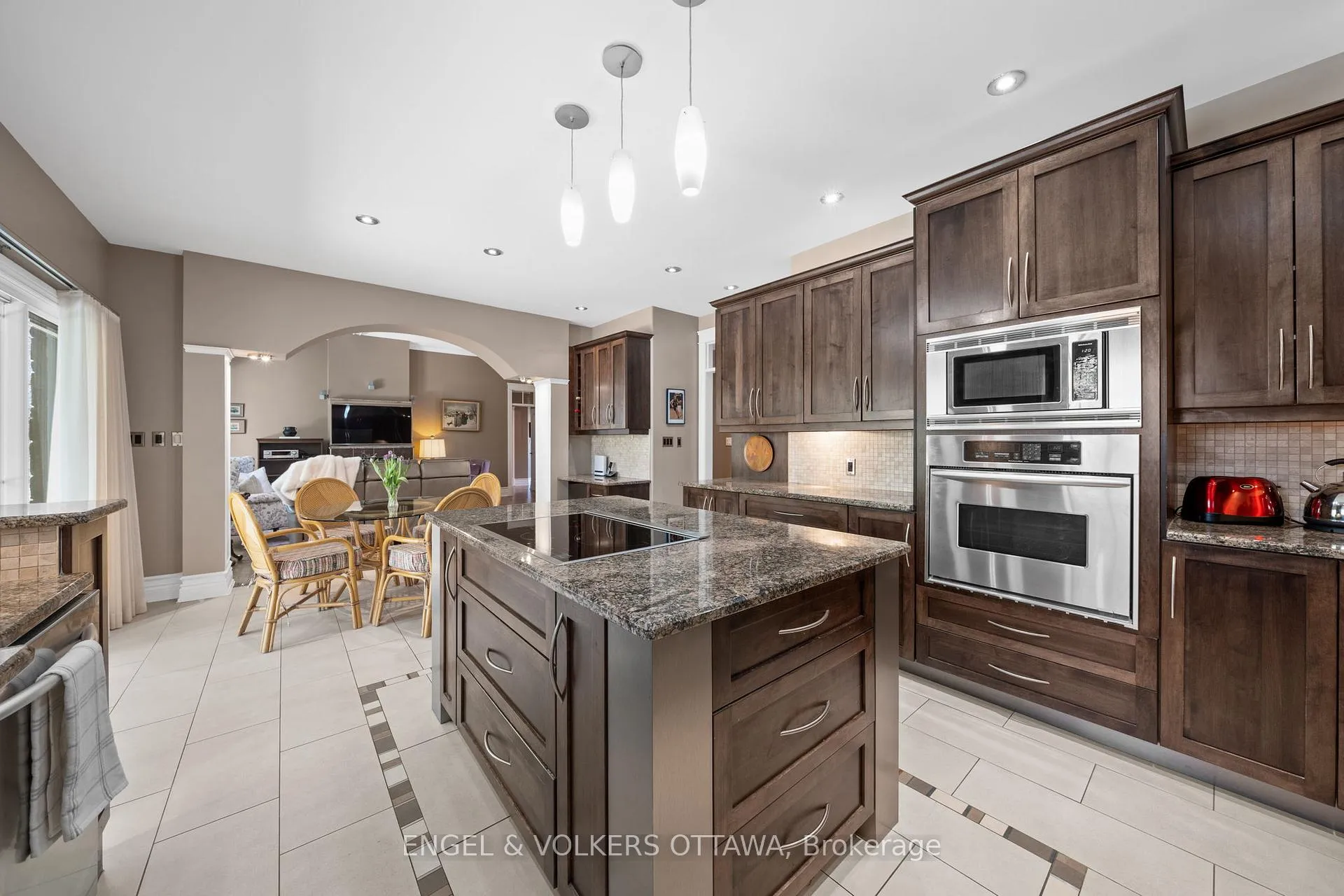 Photo 16 of 6370 Emerald Links Drive, Ottawa, Greely — HOMEH