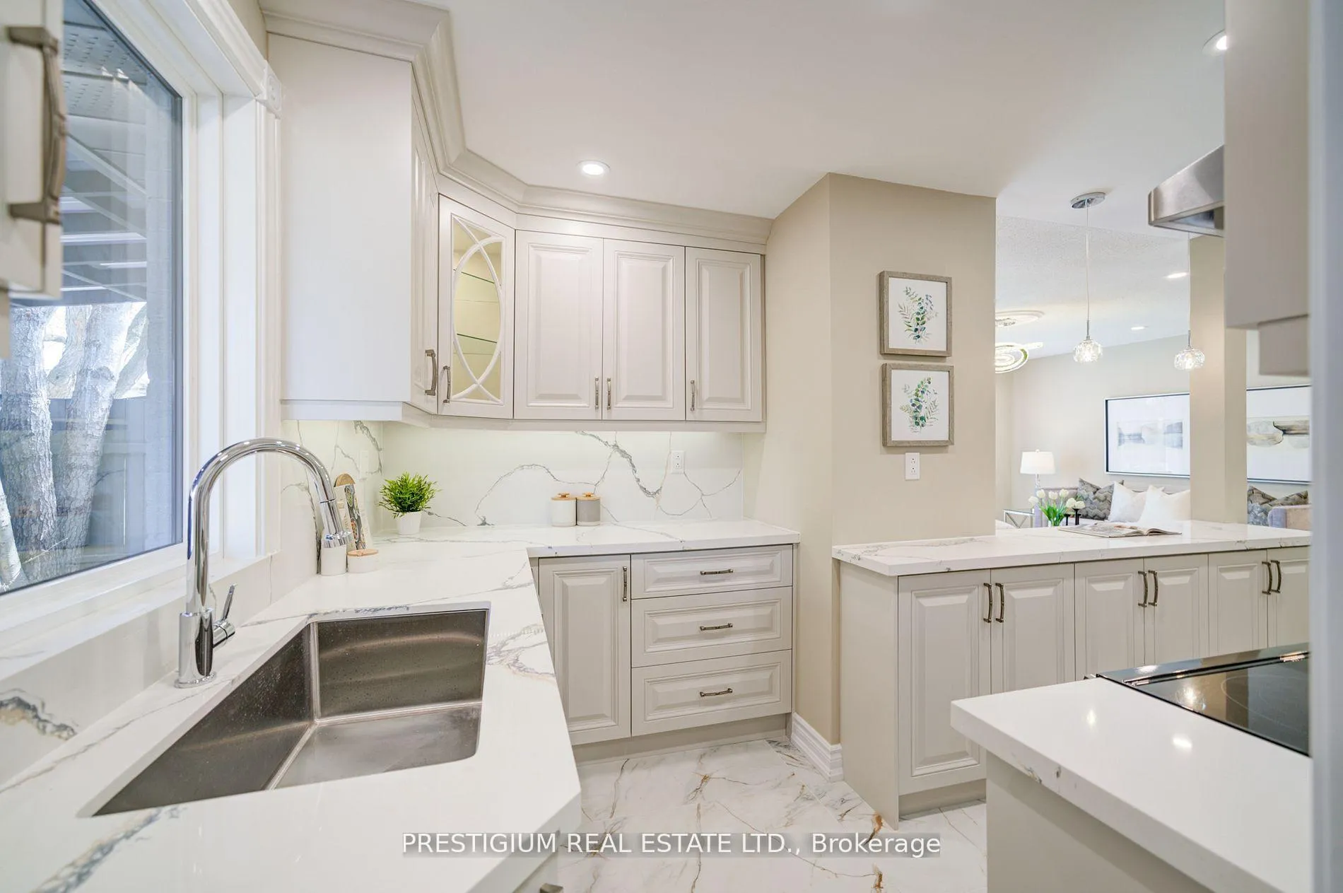 Photo 17 of Unit Upper Level, 6 Willis Drive, Brampton, Brampton East — HOMEH