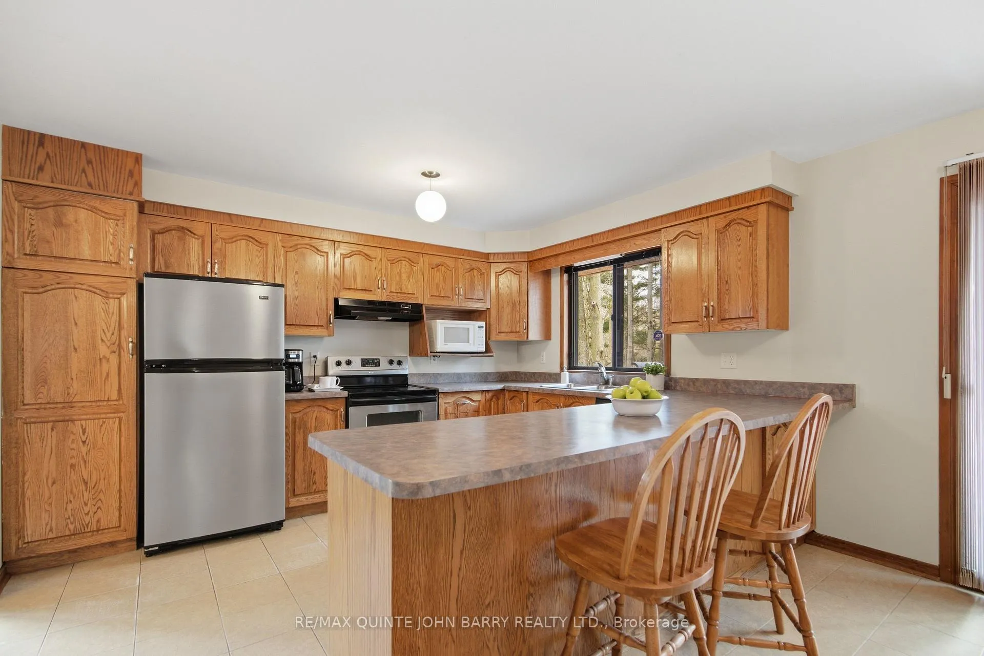 Photo 15 of 46 Twelve O'Clock Pt Road, Quinte West, Sidney Ward — HOMEH