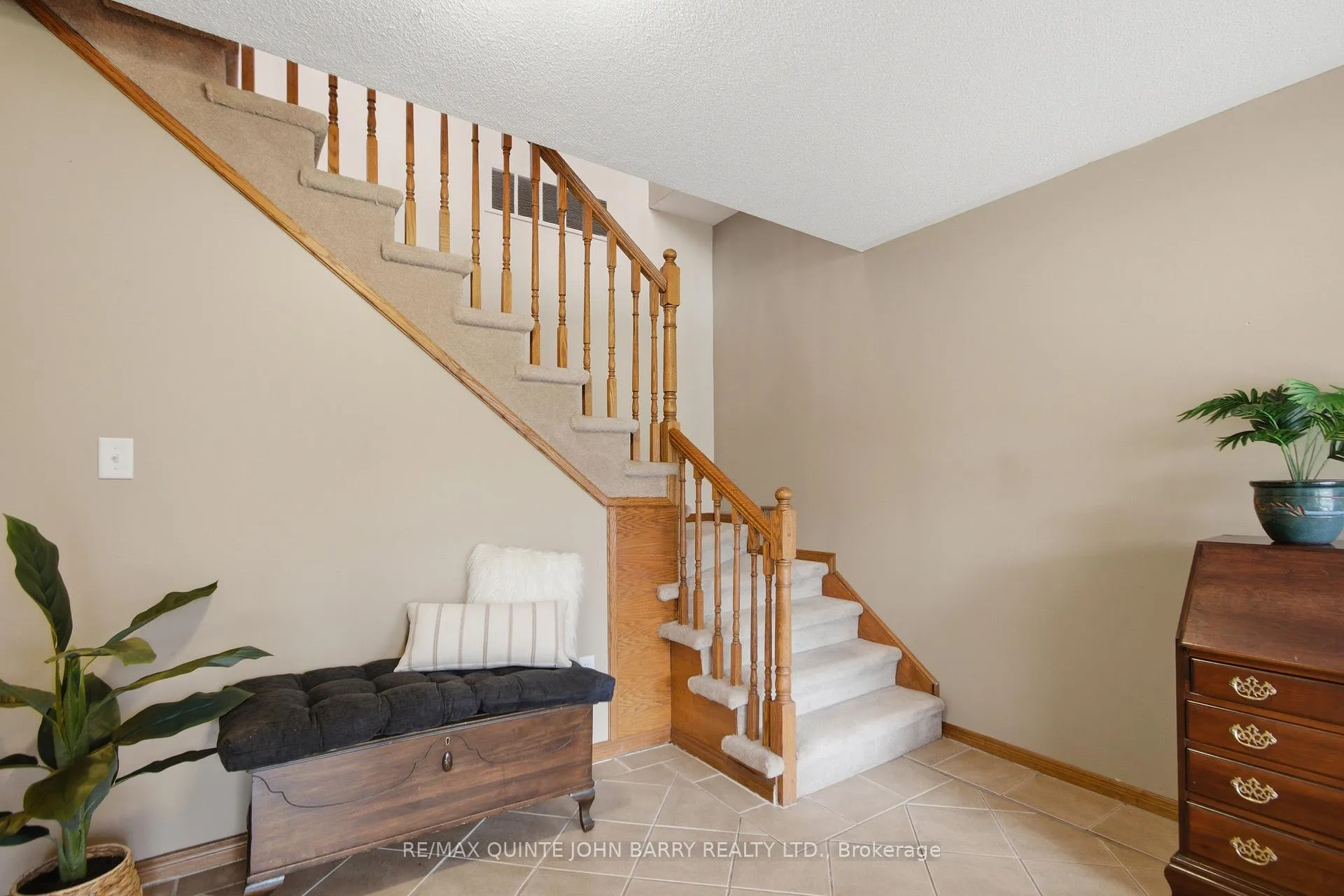 Photo 26 of 46 Twelve O'Clock Pt Road, Quinte West, Sidney Ward — HOMEH