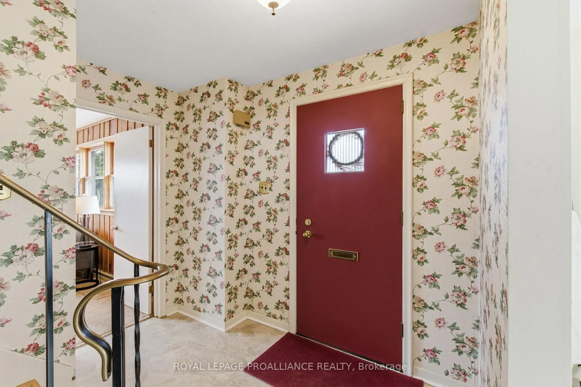 Photo 4 of 395 Henry Street, Cobourg — HOMEH