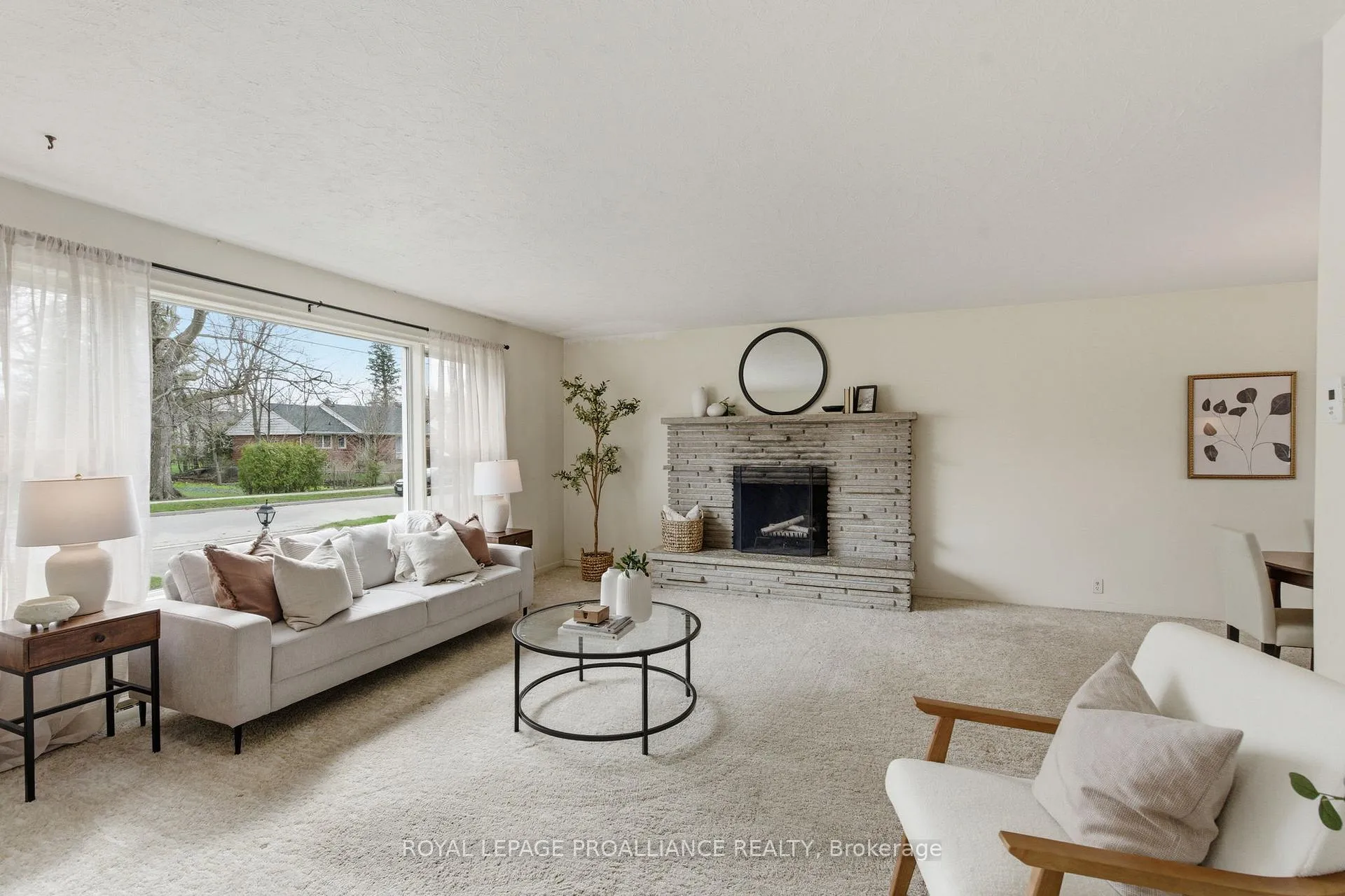 Photo 7 of 395 Henry Street, Cobourg — HOMEH