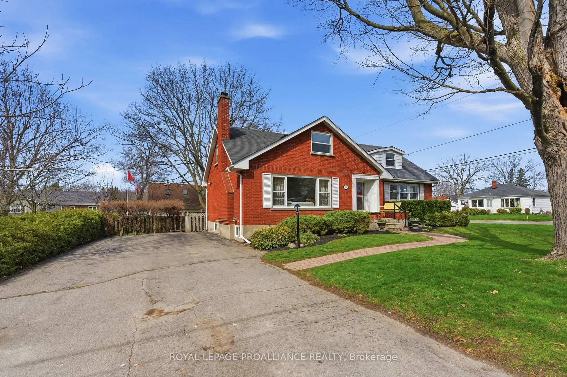 Photo 43 of 395 Henry Street, Cobourg — HOMEH