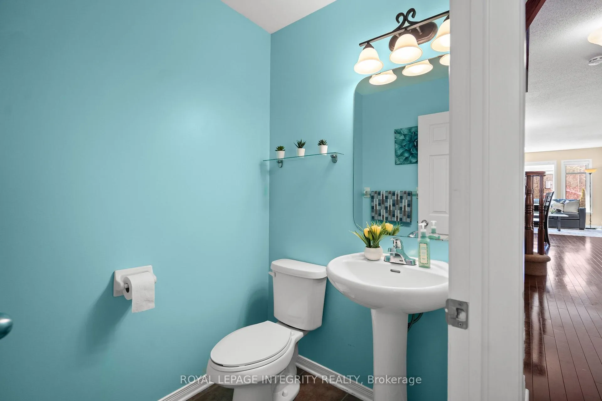 Photo 4 of 722 Nakina Way, Ottawa, Riverside South/Gloucester Glen — HOMEH
