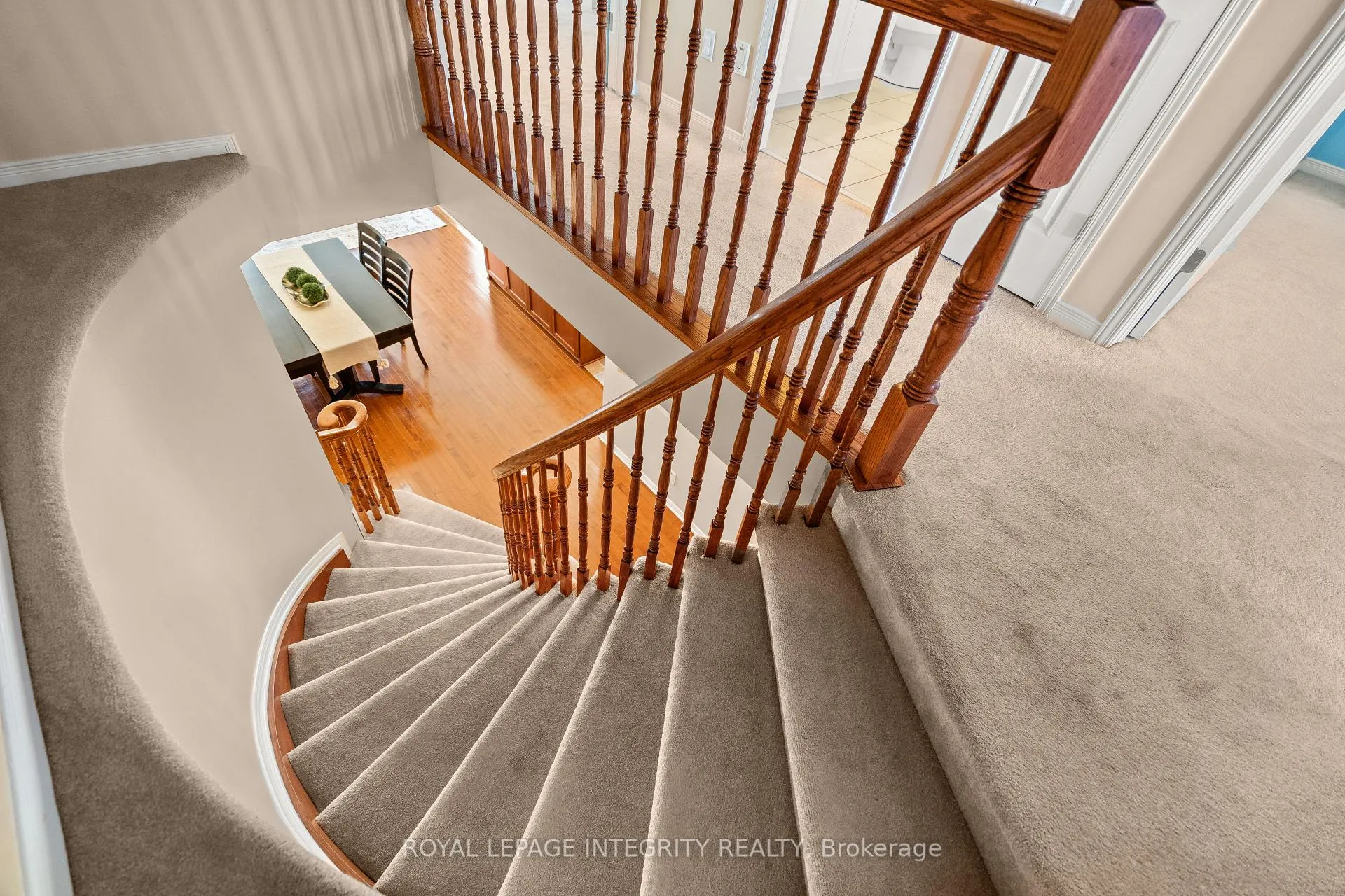 Photo 23 of 722 Nakina Way, Ottawa, Riverside South/Gloucester Glen — HOMEH