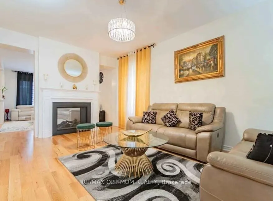 Photo 2 of Unit (Upper), 93 Padbury Trail, Brampton, Northwest Brampton — HOMEH