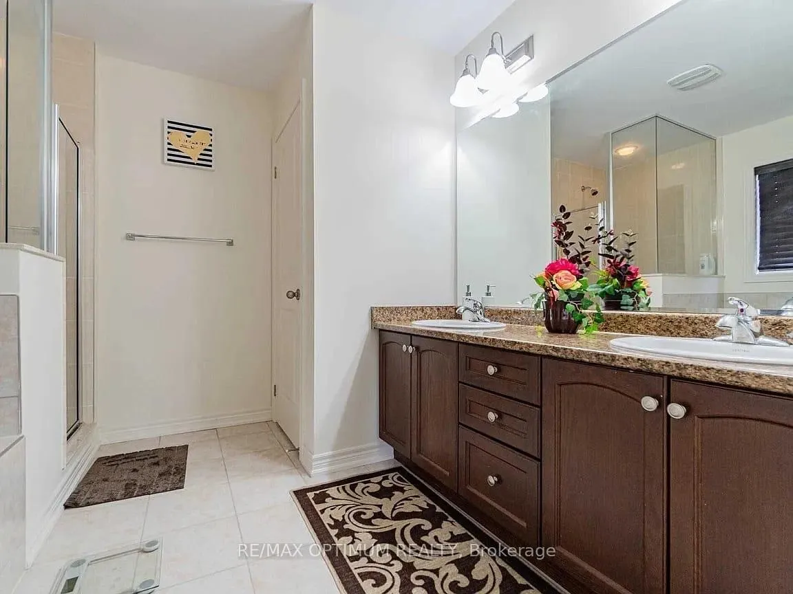 Photo 8 of Unit (Upper), 93 Padbury Trail, Brampton, Northwest Brampton — HOMEH