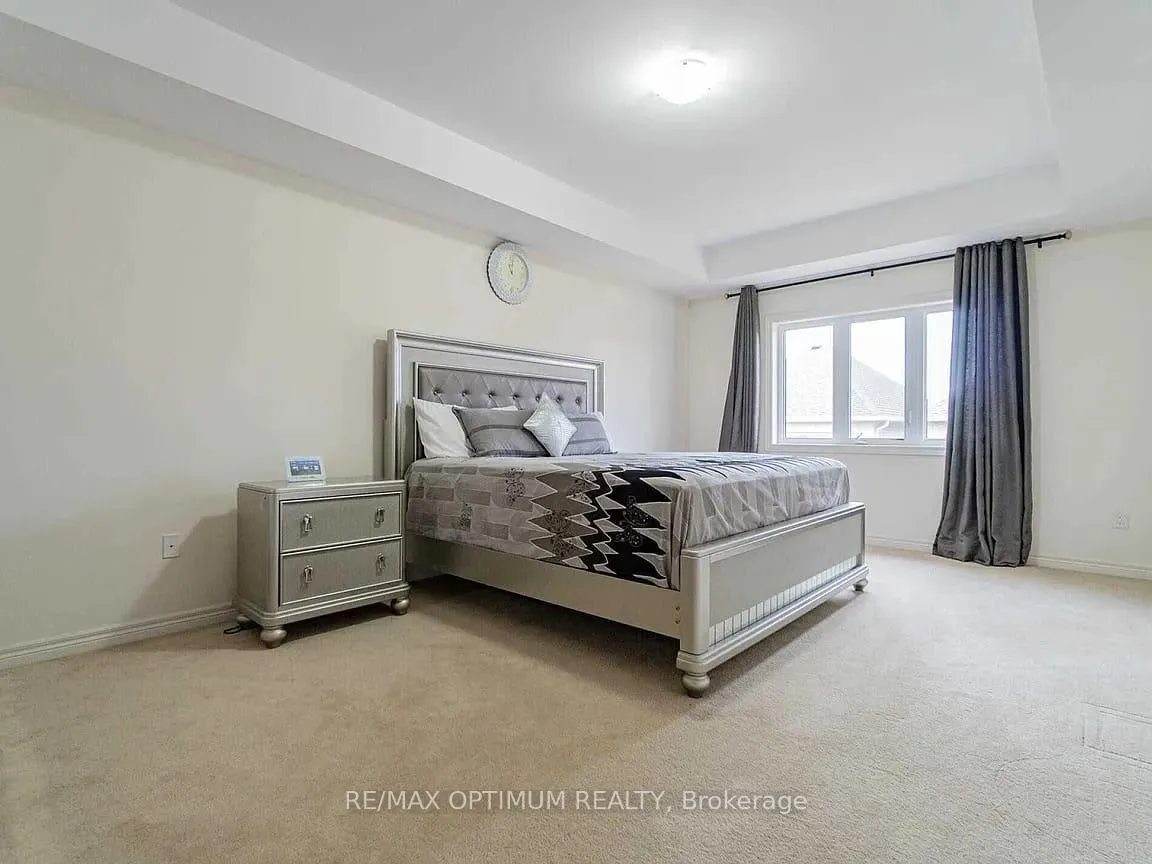 Photo 12 of Unit (Upper), 93 Padbury Trail, Brampton, Northwest Brampton — HOMEH