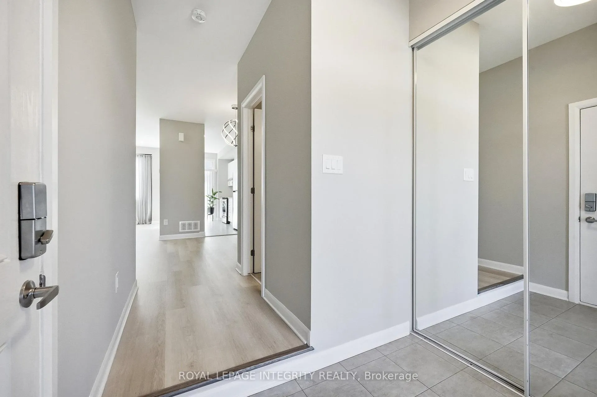 Photo 4 of 145 Gardenpost Terrace, Ottawa, Avalon West — HOMEH