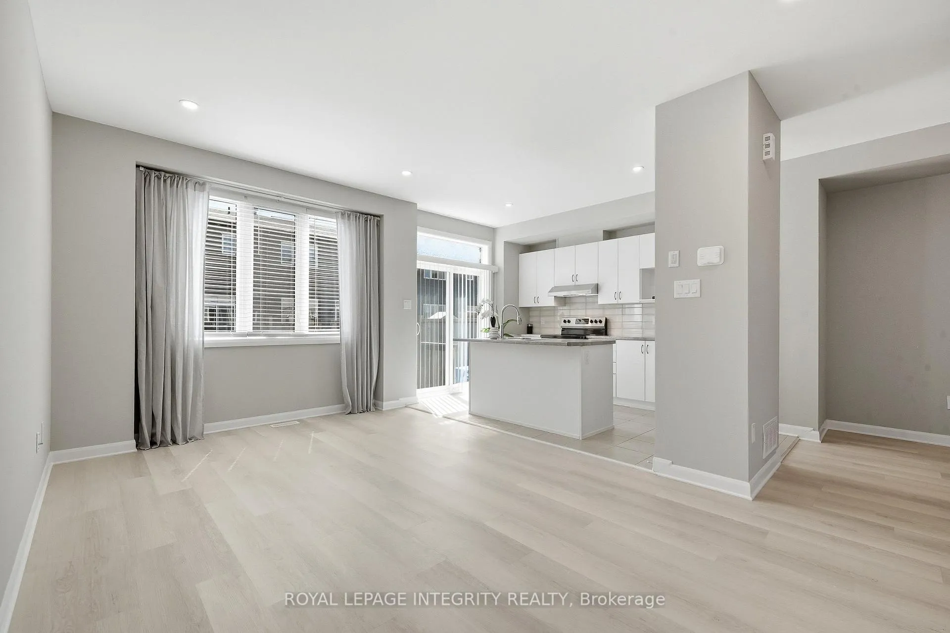 Photo 12 of 145 Gardenpost Terrace, Ottawa, Avalon West — HOMEH